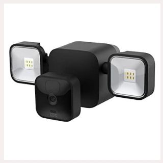 Blink-garage-light-and-camera